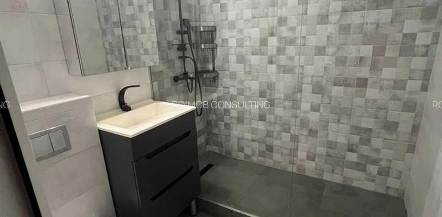 Apartament 3 camere decomandat, construit in anul 1982, zona B-dul Chisinau - 3