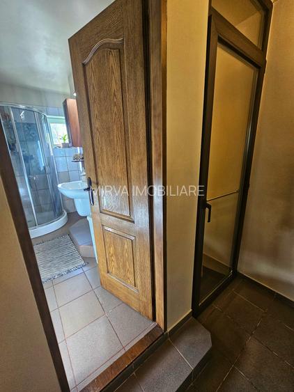 Casa P+1E+M, cu 5 camere în Cantacuzino – ideală birouri sau locuință - 15