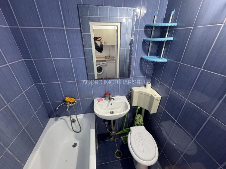 Garsoniera zona Far - 3