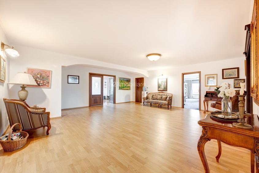 Vila exclusivista in Baneasa – teren 3.718 mp, suprafata desfasurata 1.750 mp - 16