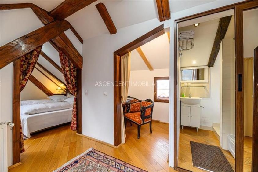 Descopera eleganta istorica si calatoreste in timp, in inima Brasovului - 21