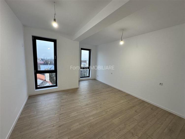 Vanzare Apartament 3 Camere - Bloc Nou, Finalizat, Zona Excelenta, Finisaje Prem - 13