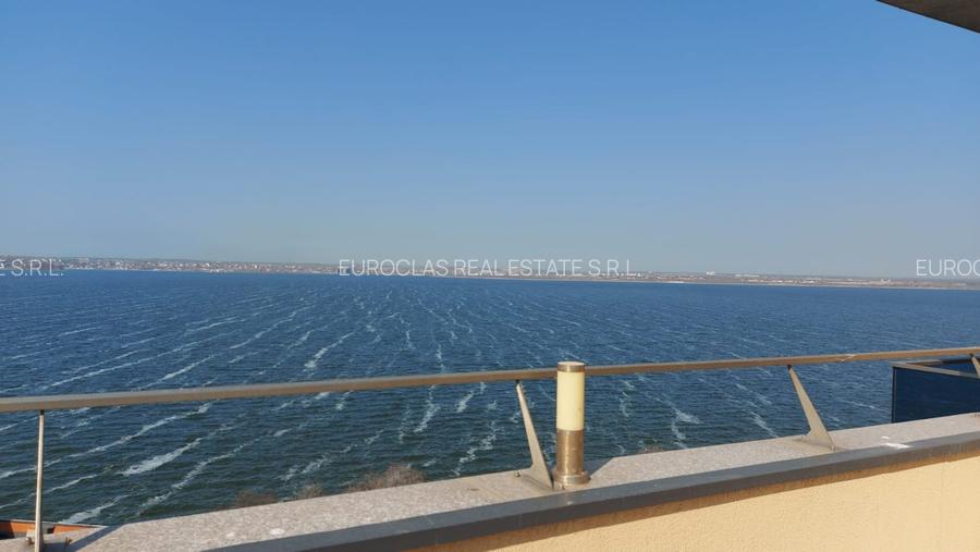 Unicat! Penthouse Mamaia Central - 690.000 euro (E8) - 50