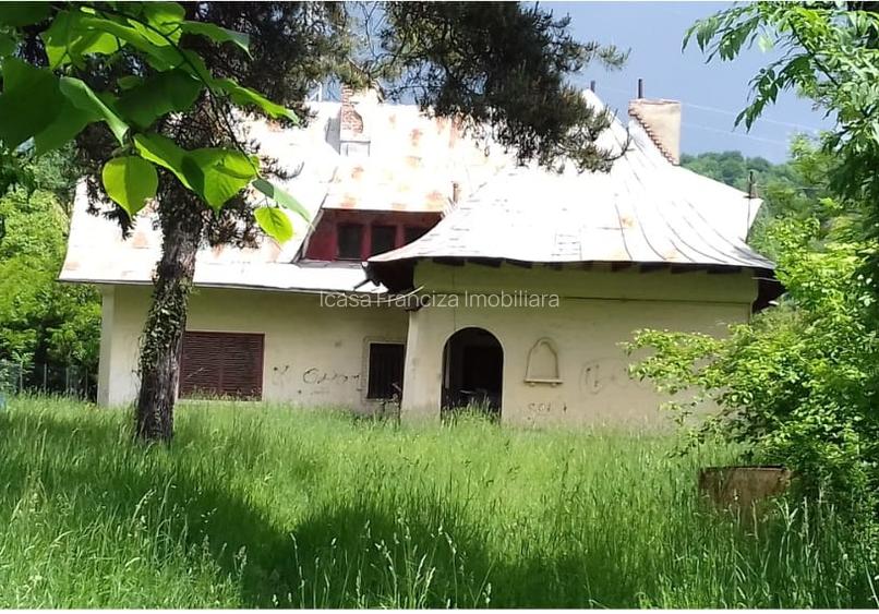 VILĂ INTERBELICĂ DEOSEBITĂ DE VÂNZARE – BREAZA, ZONĂ CENTRALĂ PE STINCA - 4