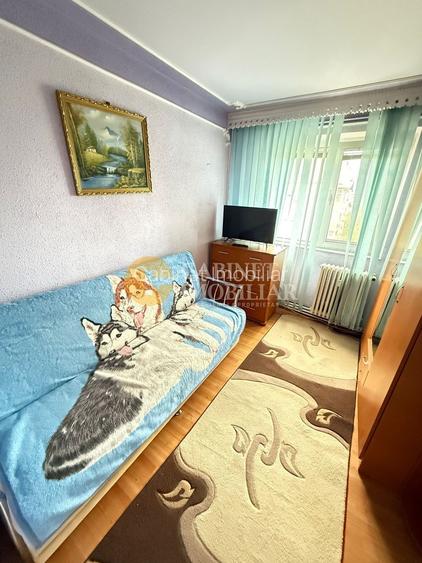 3 Camere Semidecomndat- Mobilat si Utilat- zona Alexandru Cel Bun - 3
