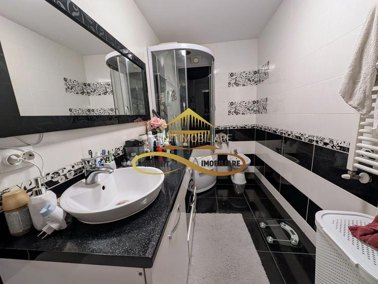 Apartament de vanzare, 4 camere, Bacau-Serbanesti - 5