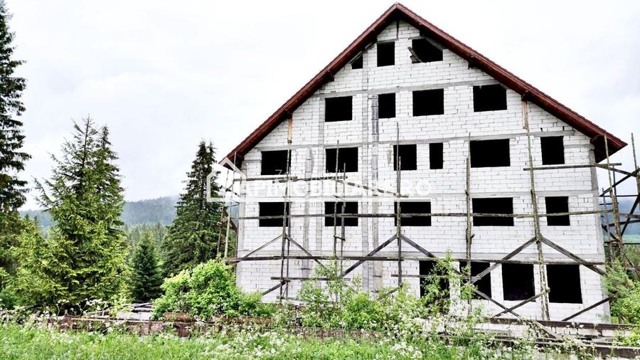 Pensiune 25 camere,1 restaurant,1 sala sedinte 2.000mp teren - 5