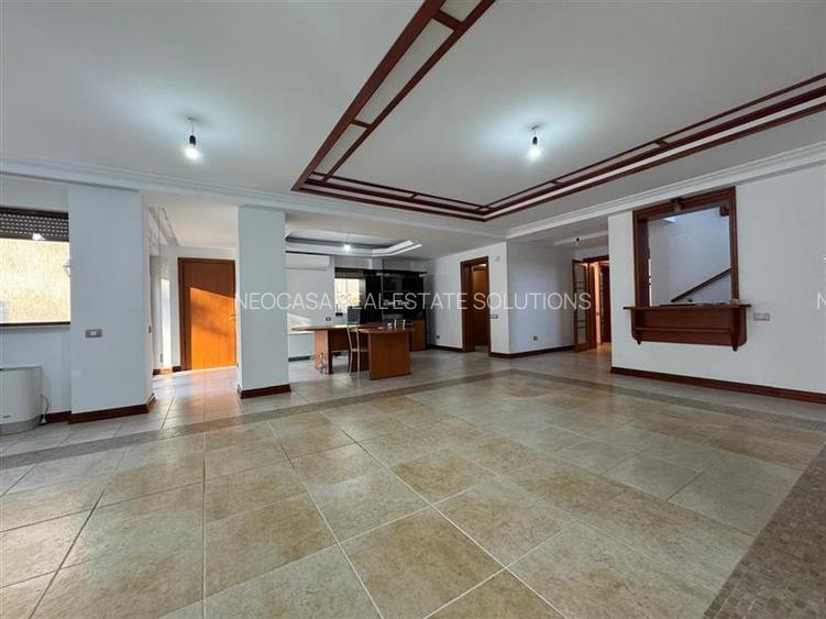 VILA IMPRESIONANTA LANGA PADURE // PISICINA INTERIOARA // TEREN 1700 MP - 39