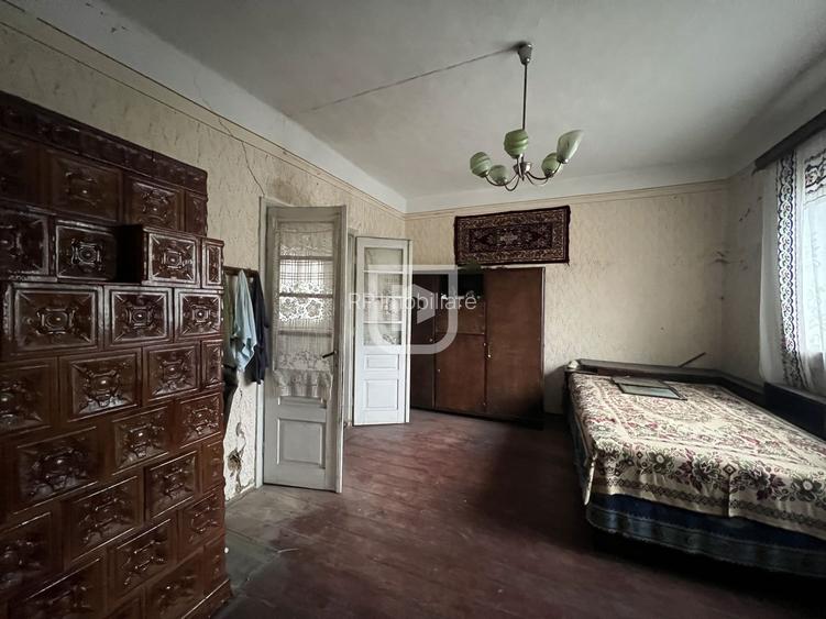 De vanzare casa, atelier fierarie, 4 anexe - 2507 mp in Manastirea Humorului - 5