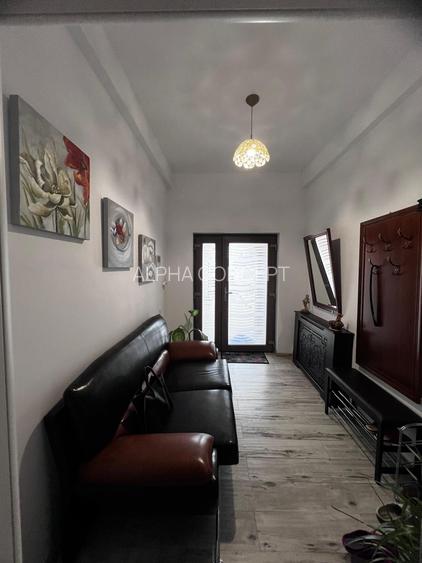 CUMPANA-Casa ideala  pentru familii cu mai multi membri-408000 euro! - 8