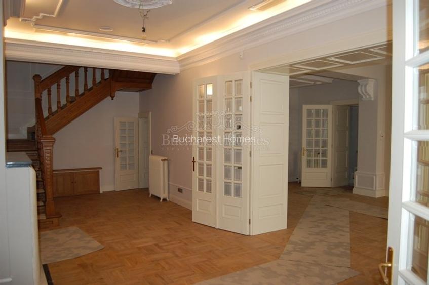 Heritage Home, Central - 7