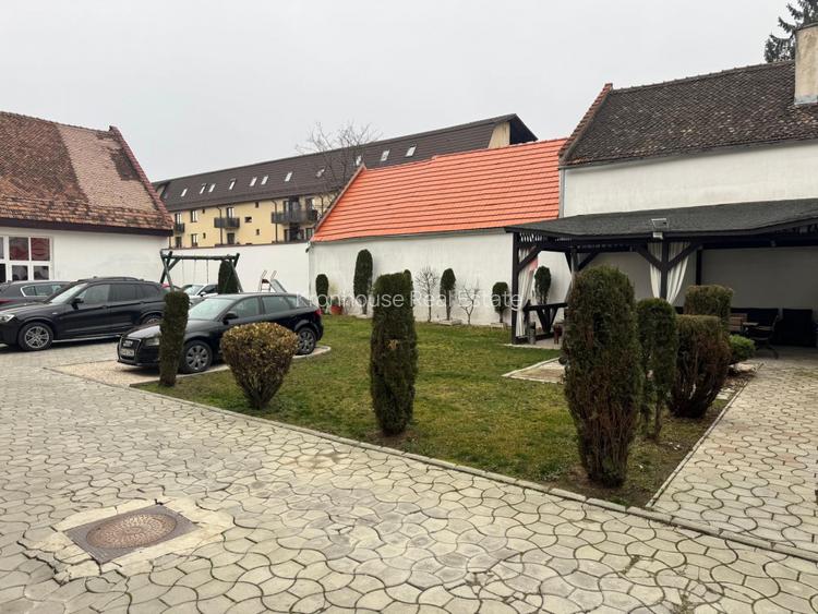 Apartament cu 2 camere pe Strada Lunga  - 9