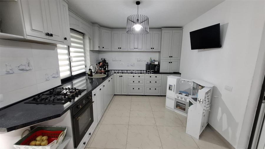 Casa Valea Adanca, 2 bai,Teren 500 mp,Beci,Terasa inchisa,Panouri Fotovoltaice,I - 4