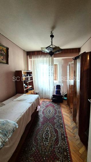 Apartament cu 4 Camere si Suprafata Generoasa pe Bulevardul Nicolae Titulescu - 6