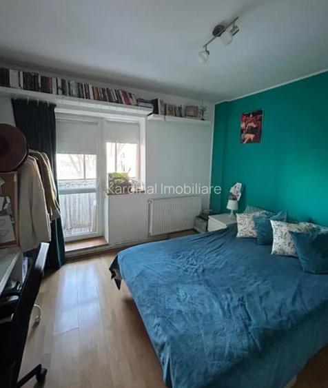 Apartament 2 camere decomandat etaj 3  Aurel Vlaicu - 2