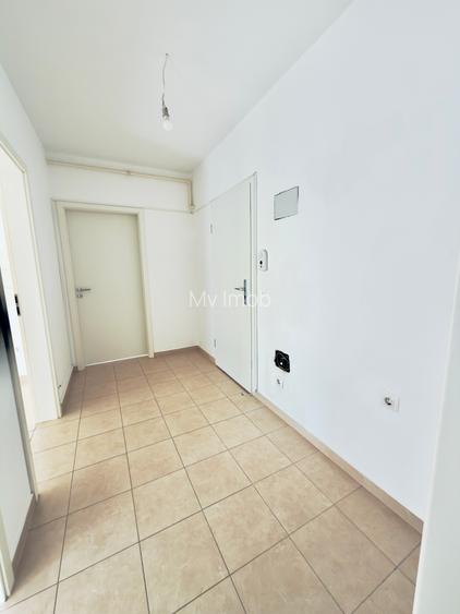 Apartament cu 2 camere de vanzare in Avantgarden Bartolomeu,nemobilat,et 3/8 - 12