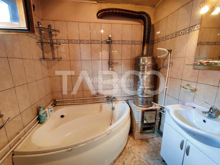 Comision 0% Casa de vanzare 4 camere 2 bai teren 266 mp Saliste Sibiu - 15