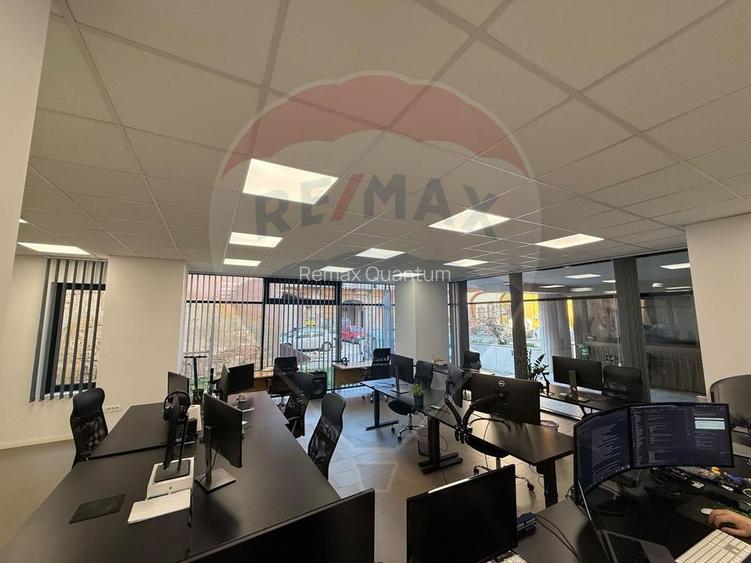 Spațiu de birouri de închiriat Ultracentral 90 mp. - 2