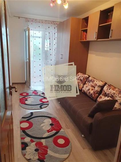 Aparatment 3 camere cu balcon et 3  Tiglari - 12