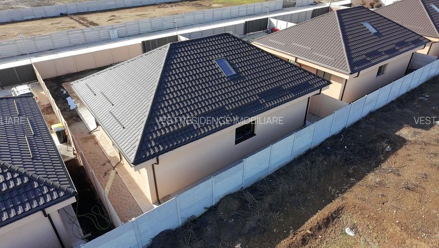 Complex de case individuale cu 4 camere, pe parter. Comision 0 - 23