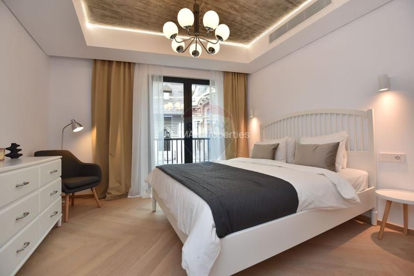 Vanzare Apartament 3 camere imobil 2024 | Piata Universitatii - 18