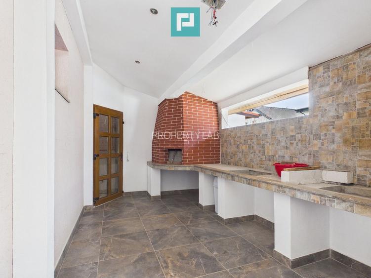 Vilă cu 4 camere in Livada - 17