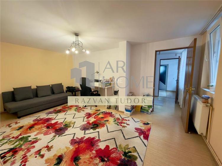 Casa 6 camere ,  garaj , Ploiesti , Zona Afi Palace - 11