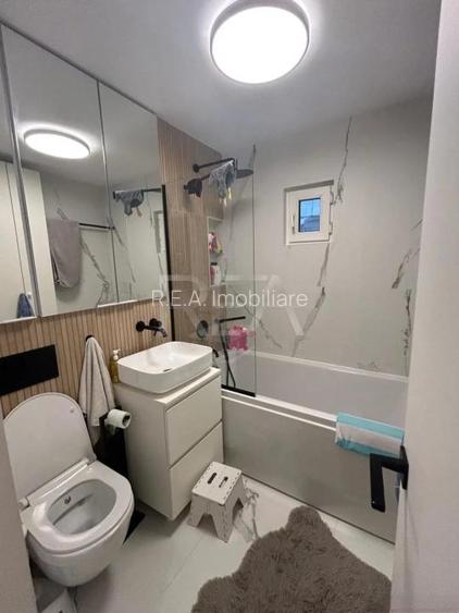 3 camere Colentina decomandat, centrala, inst. schimb., et. 4, an 1987 - 6