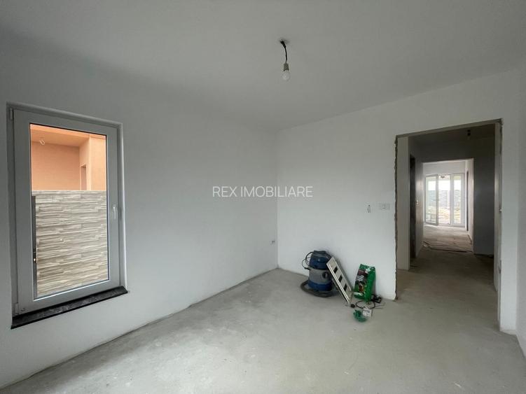 Duplex 5 camere - pozitie excelenta - Mosnita Noua - 7