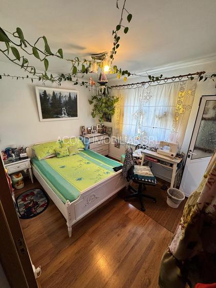 Apartament 4 camere decomandat CET - 3