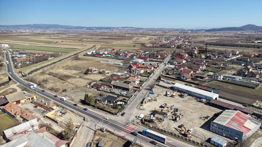 Teren intravilan cu hala construita - 29
