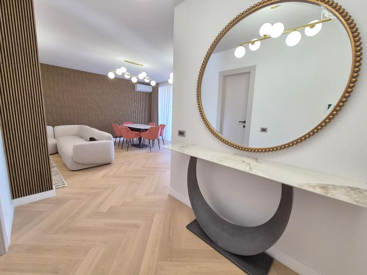 Inchiriere Apartament 3 Camere Iancu Nicolae/Prima inchiriere/Piscina/2 Parcari