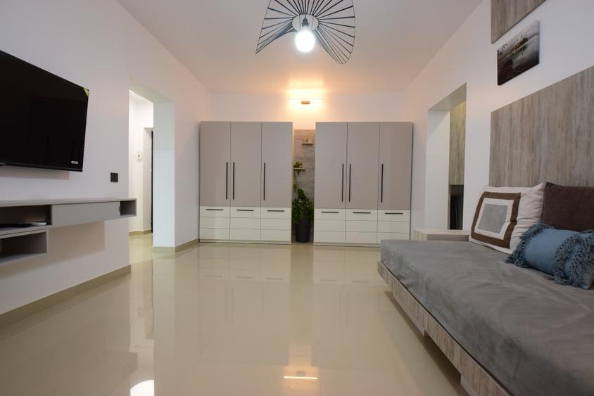 Închiriere apartament cu 2 camere, metrou Piața Muncii