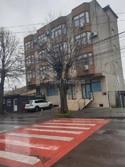 CLĂDIRE BIROURI D-P-3Et zona TROCADERO POPORULUI - 2