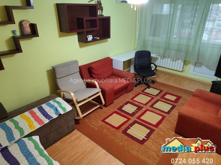 Apartament cu 2 camere decomandat, etaj 8/10,  Mazepa, - 2