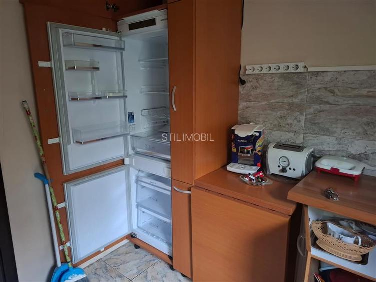 Apartament 3 Camere Podul de Piatra - 550 euro - 2