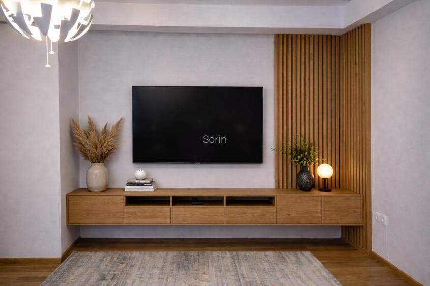 Casa de vacanta cu 2 apart. independente (8 camere) in Poiana Tapului - 14