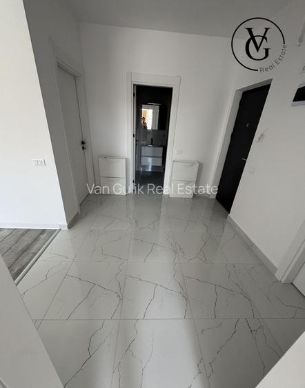 decomandat, NOU, 2 bai , parcare subterana, Apărătorii Patriei - 15