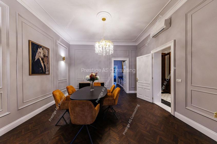 Proprietate rara in Piata Unirii | 140 mp | Cladire monument istoric - 17