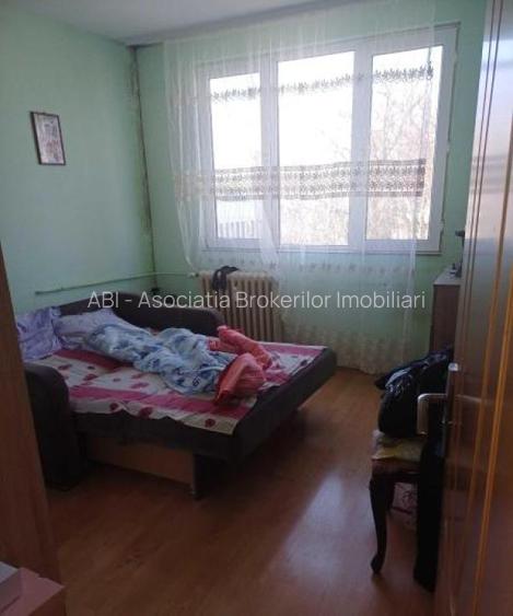 Ap. 4 cam. dec. Piata Sudului - 2