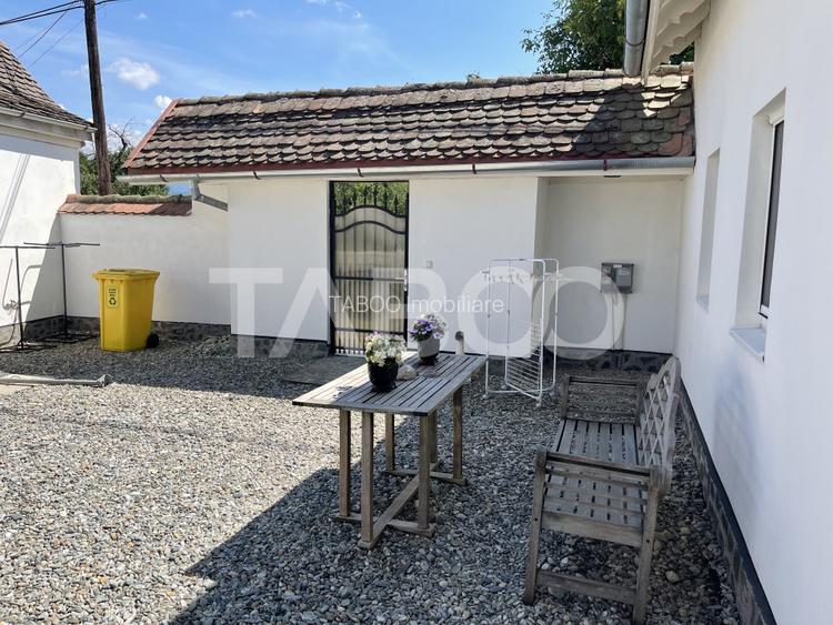 Casa 7 camere 6 bai terase teren 1180mp aproape de Castel si Poveste - 40