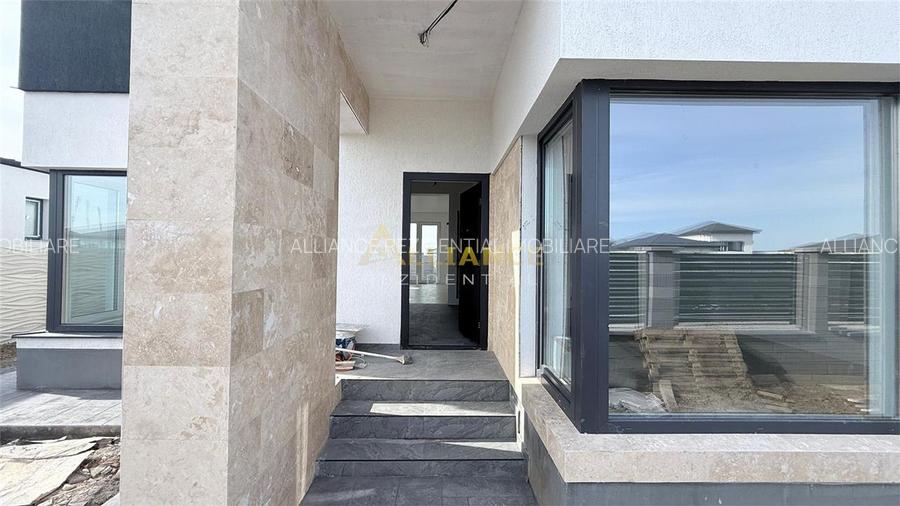 Casa Individuala - 4 camere - 2 bai - 371 mp teren - 5