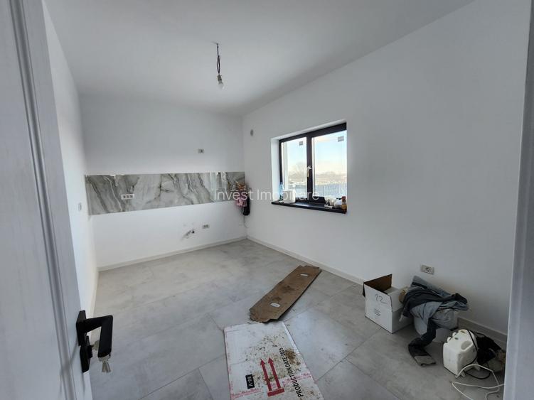 CASA INDIVIDUALA , 4 CAMERE, 2 BAI , BECI , MIROSLAVA - 13