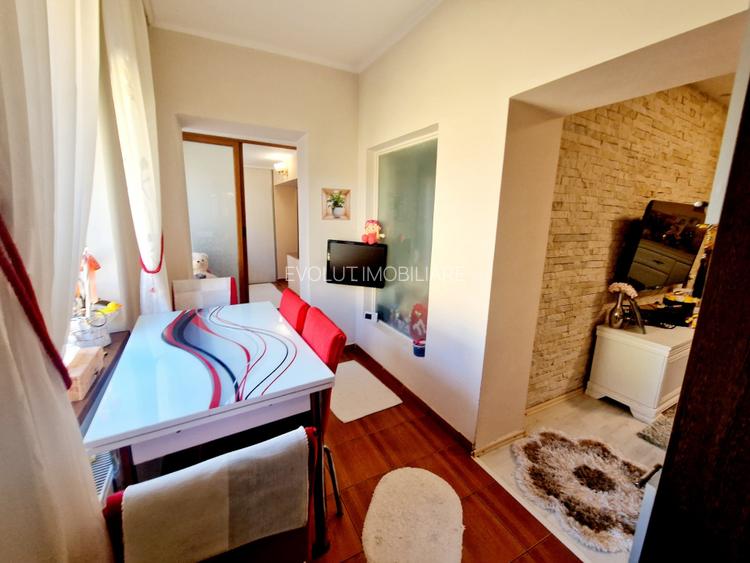 Casa la sol cu 3 camere + pod circulabil, complet renovata zona Anda, Constanta - 24