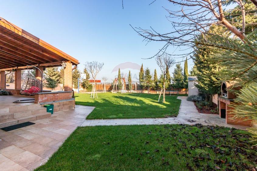 Vilă P+E+M cu 4 camere, 294 mp, Berceni/Ilfov - 34