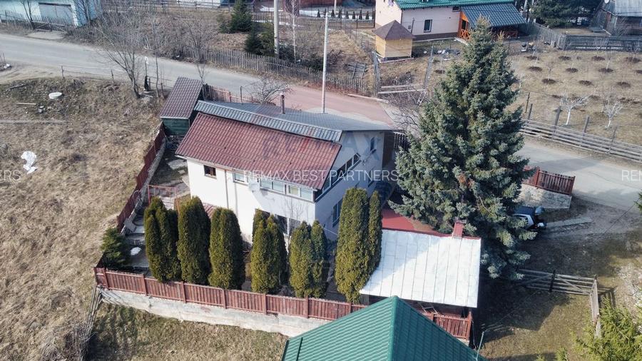 Vanzare Cabana cu 6 camere Muntele Baisorii - 17