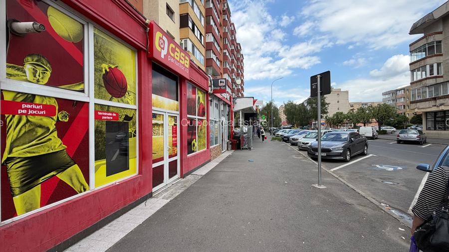 Spatiu comercial pe Str. Zorilor,locatie cu vad,vitrina mare,locuri de parcare - 4
