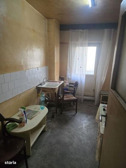 Vand  apartament 3 camere, et. 6/7, Calea Bucuresti, Piata Centrala - 6