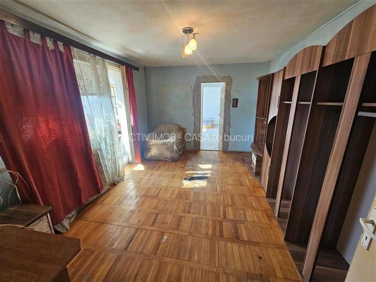 Resita, 2 Cam. Mobilat+Utilat, Micro 3 - 11