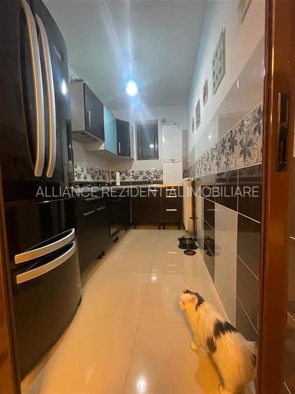 Apartament 3 camere langa Campus Scolar - 12